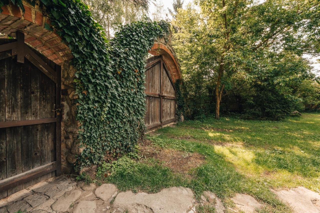Farma Mracov Apartment Kadov  Bagian luar foto